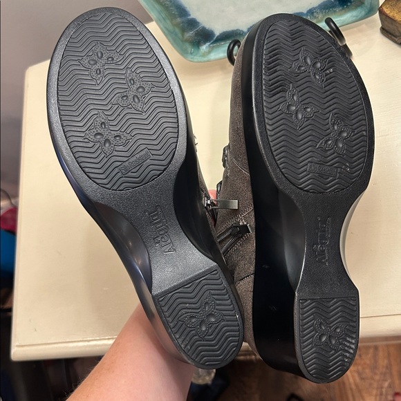 Alegria Metallic Gray Ankle Boots - Picture 15 of 15